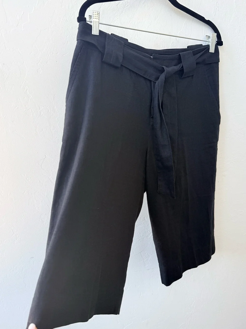 Andre Oliver Linen Blend Black Wide Leg Belted Knee Length Shorts